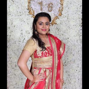 Meet your Posher, Lovish